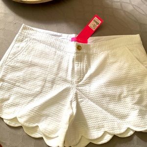 Cute and envious Lilly Pulitzer buttercup shorts size 10 -new with tags